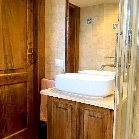 Apartment Casa Del Glicine - Monolocale Con Terrazzo Vista Sul Verde, Parcheggio Gratuito E Self Check-in