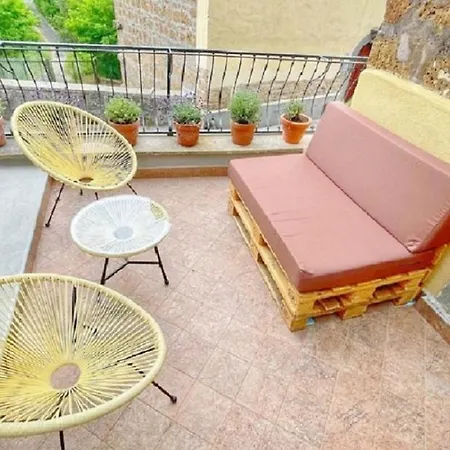 Casa Del Glicine - Monolocale Con Terrazzo Vista Sul Verde, Parcheggio Gratuito E Self Check-in Bagnoregio