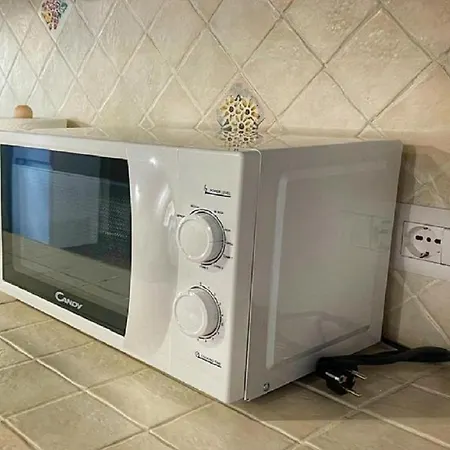 Casa Del Glicine - Monolocale Con Terrazzo Vista Sul Verde, Parcheggio Gratuito E Self Check-in