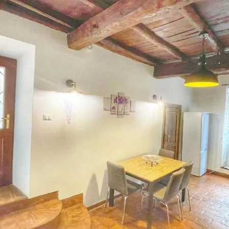 Casa Del Glicine - Monolocale Con Terrazzo Vista Sul Verde, Parcheggio Gratuito E Self Check-in * Bagnoregio